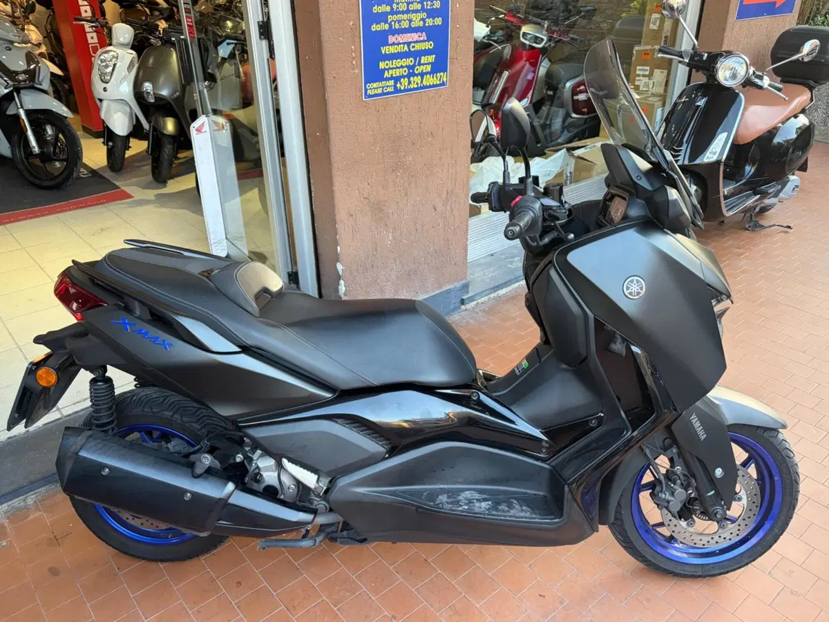 Yamaha X-Max 300 (2025 - 26) (2)