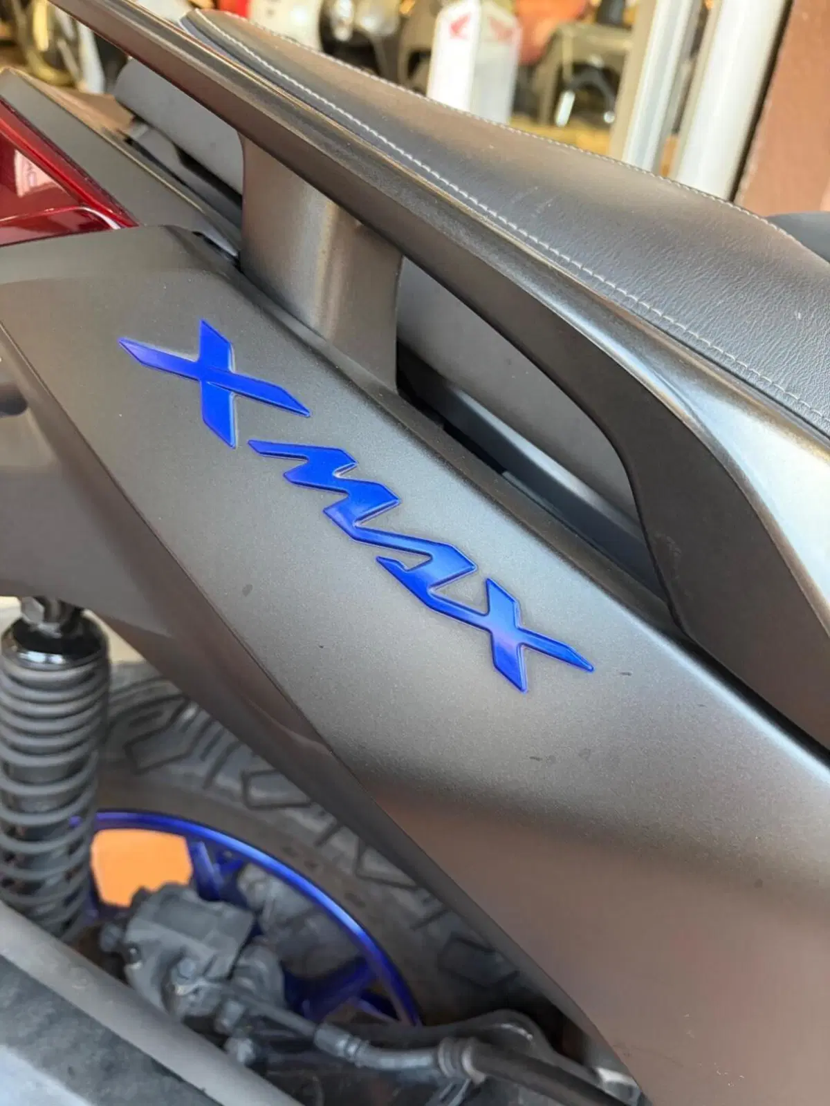Yamaha X-Max 300 (2025 - 26) (3)