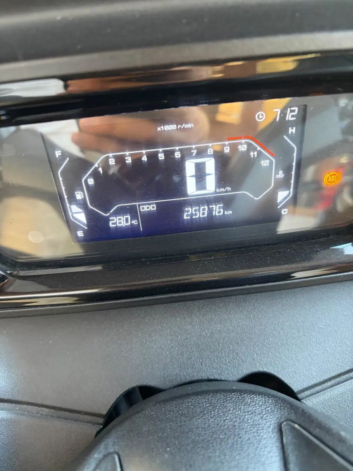 Yamaha X-Max 300 (2025 - 26) (6)