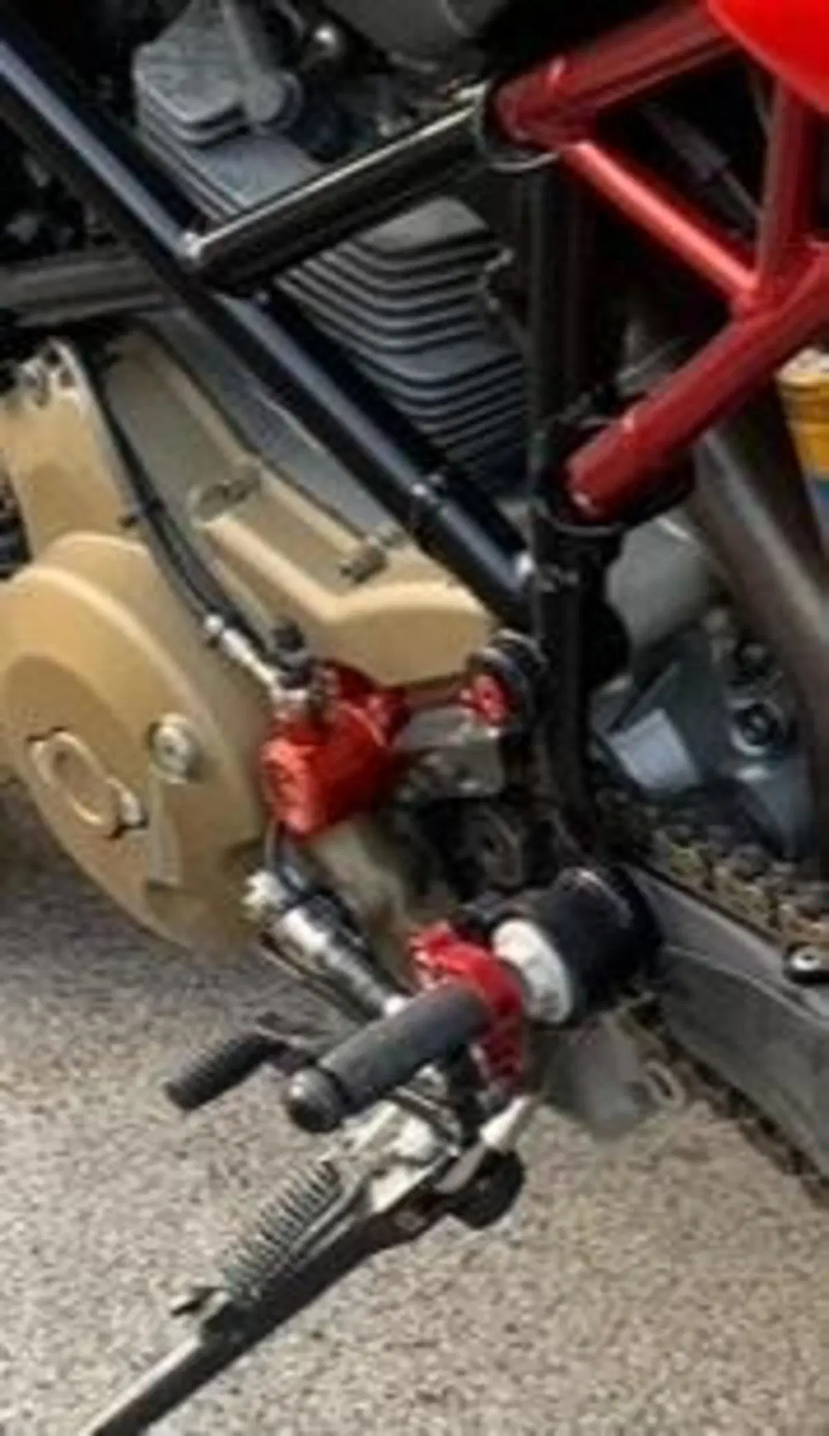 Ducati Hypermotard 1100 S (2007 - 09) (15)