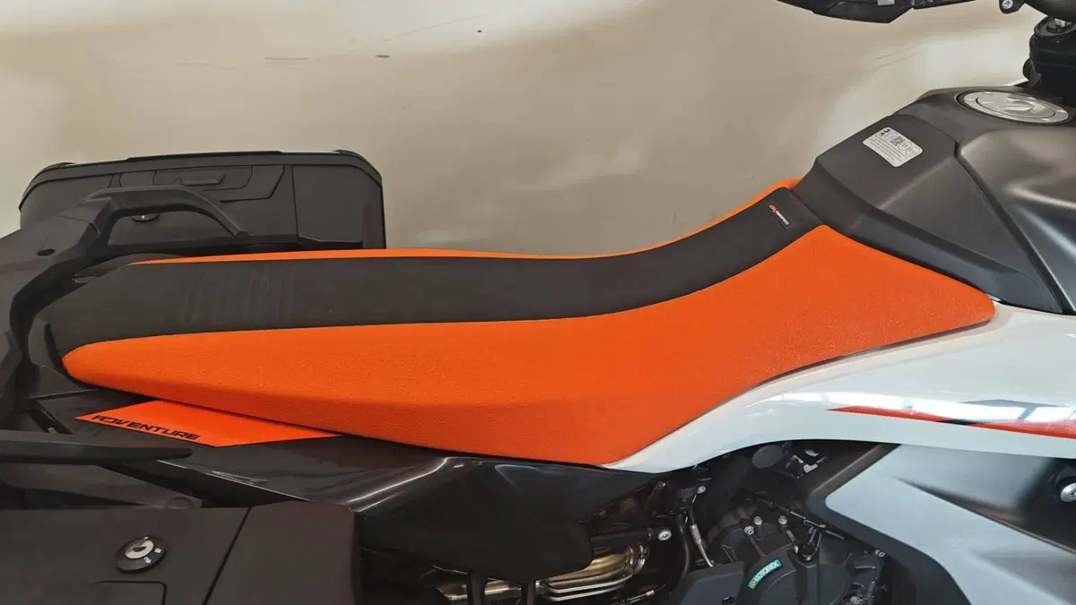 KTM 790 Adventure (2025 - 26) (4)