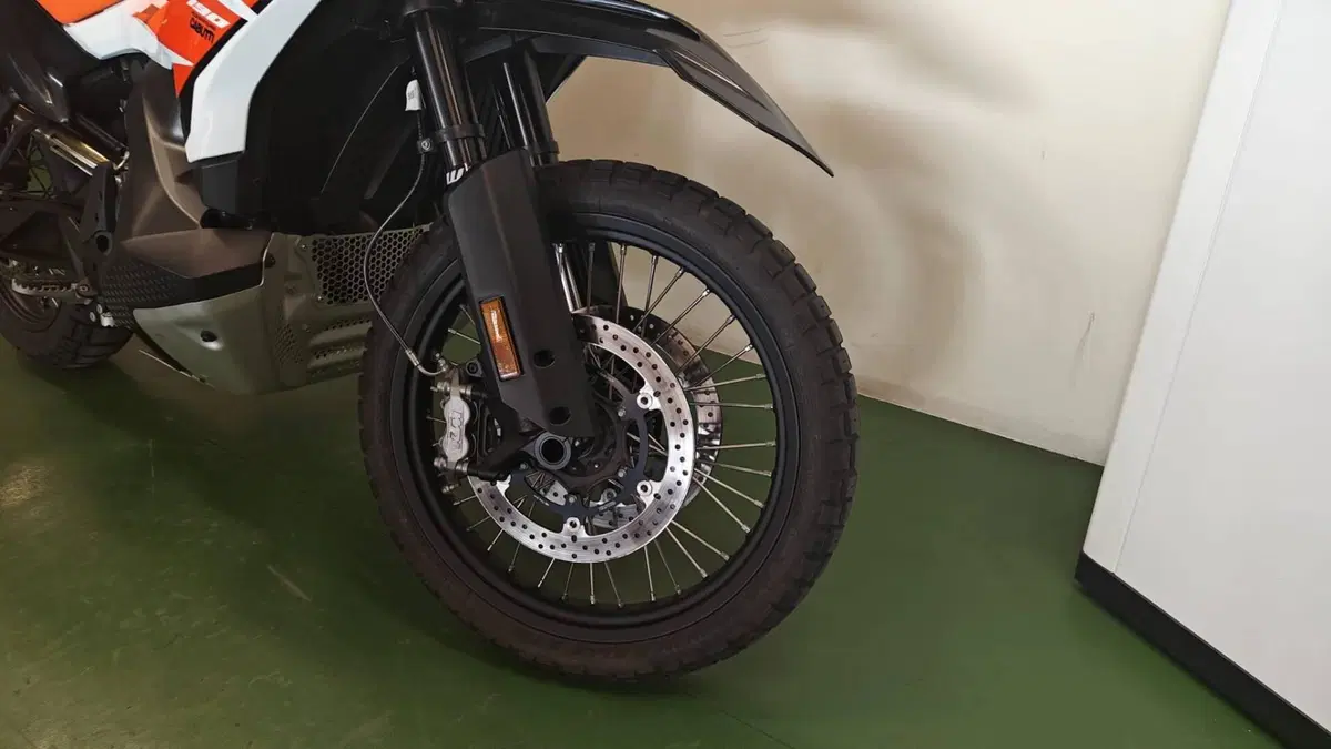 KTM 790 Adventure (2025 - 26) (3)