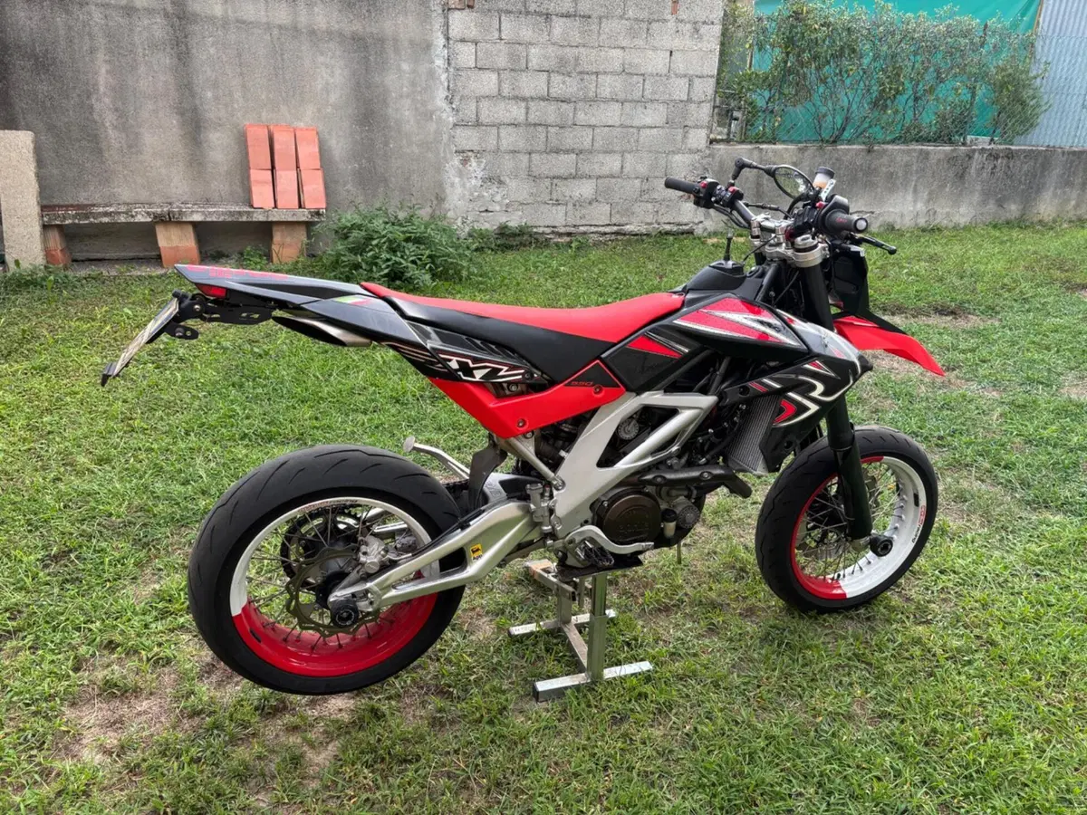 Aprilia SXV 550 (2007 - 14) (3)