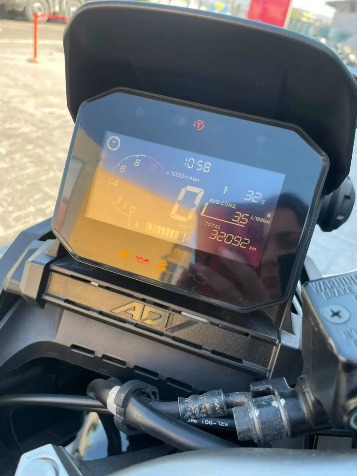 Honda ADV 350 (2022 - 24) (2)