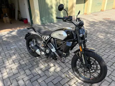 Ducati Scrambler 800 Icon (2023 - 24) usata