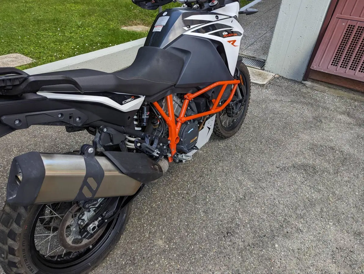 KTM 1090 Adventure R (2017 - 19) (4)