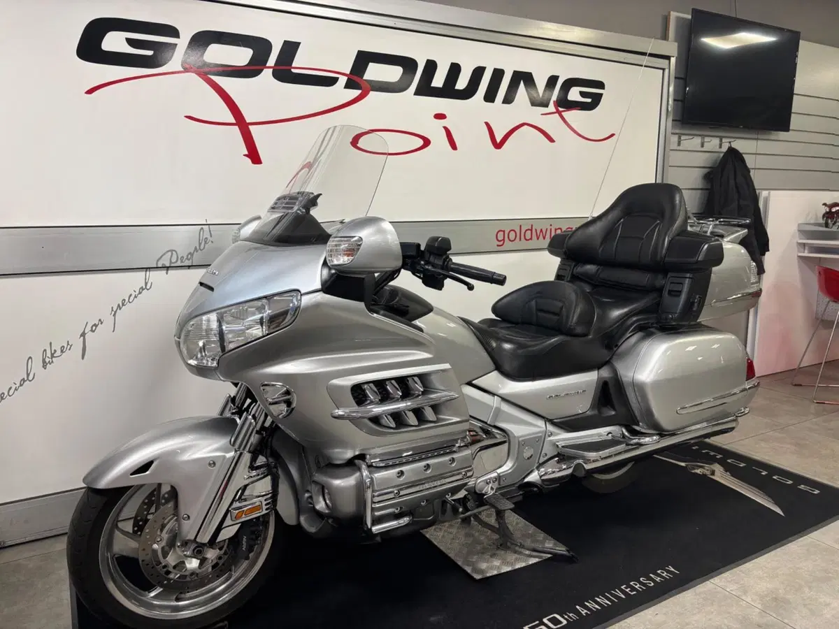 Honda GL 1800 Gold Wing (2007 - 11) (8)