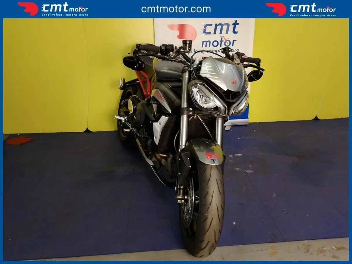Triumph Street Triple RS (2020 - 22) (2)