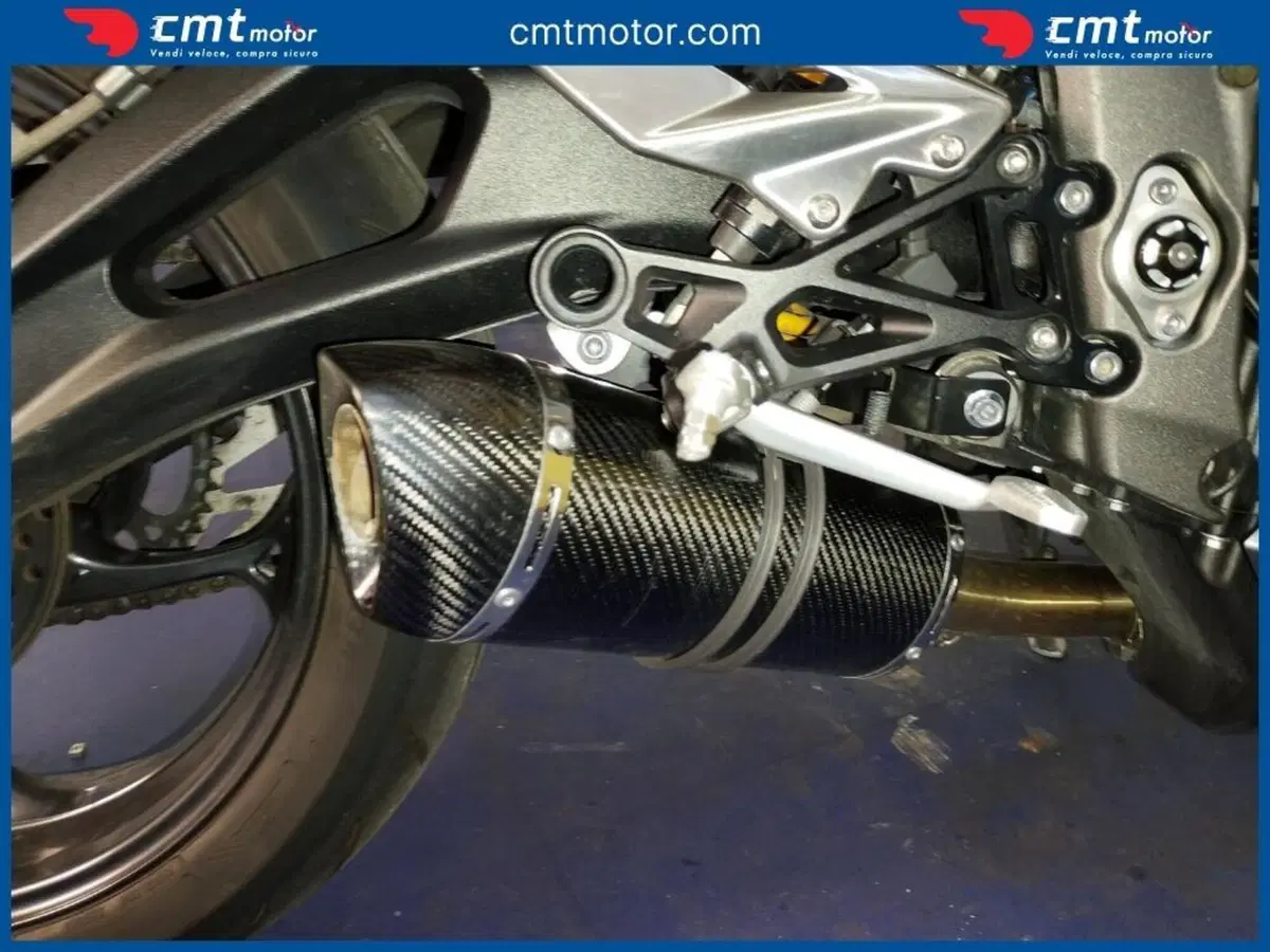 Triumph Street Triple RS (2020 - 22) (6)