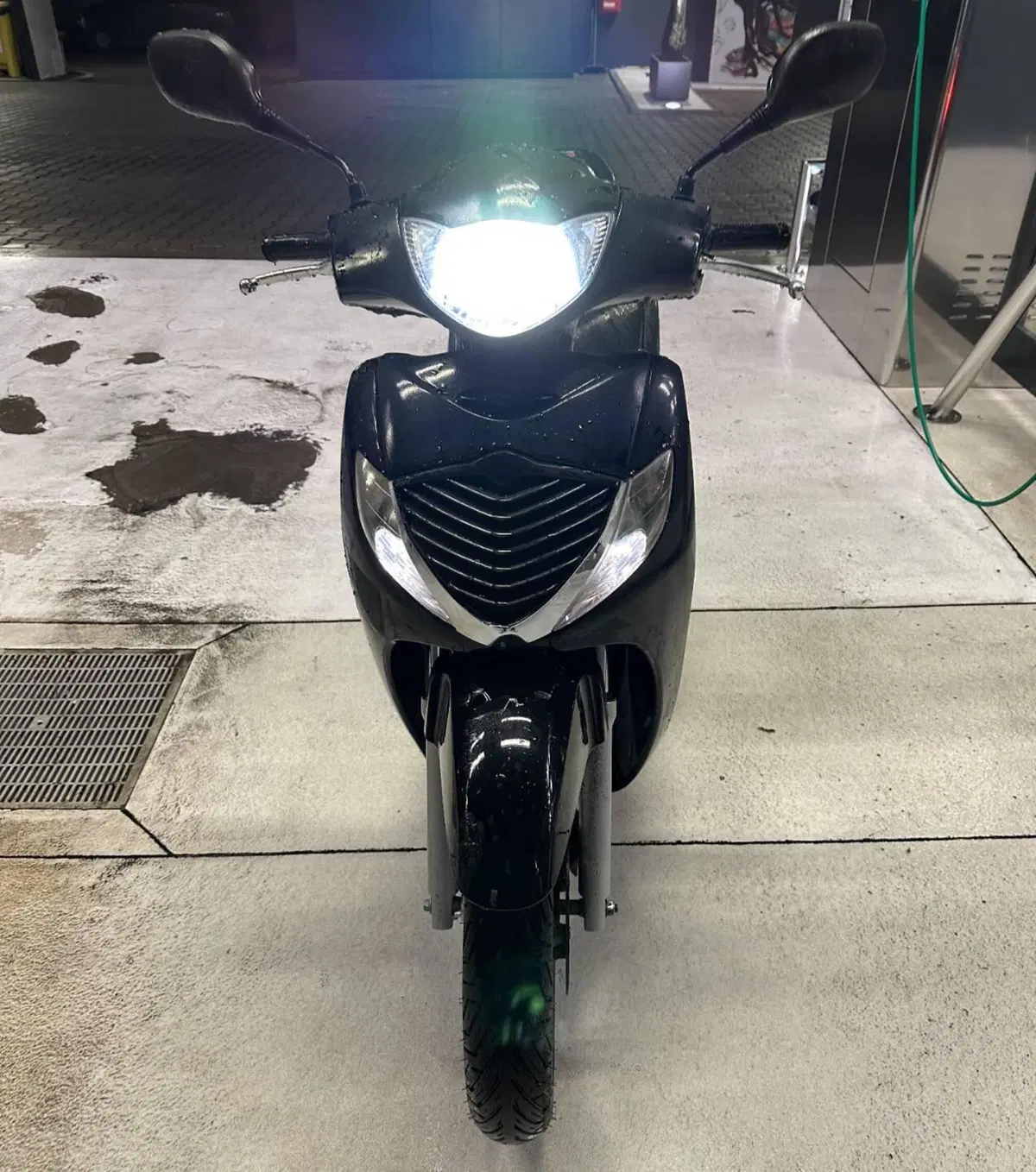 Honda SH 150i (2005 - 08) (2)