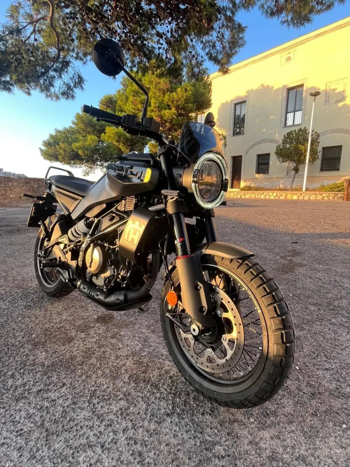 Husqvarna Svartpilen 401 (2024 - 26) (5)