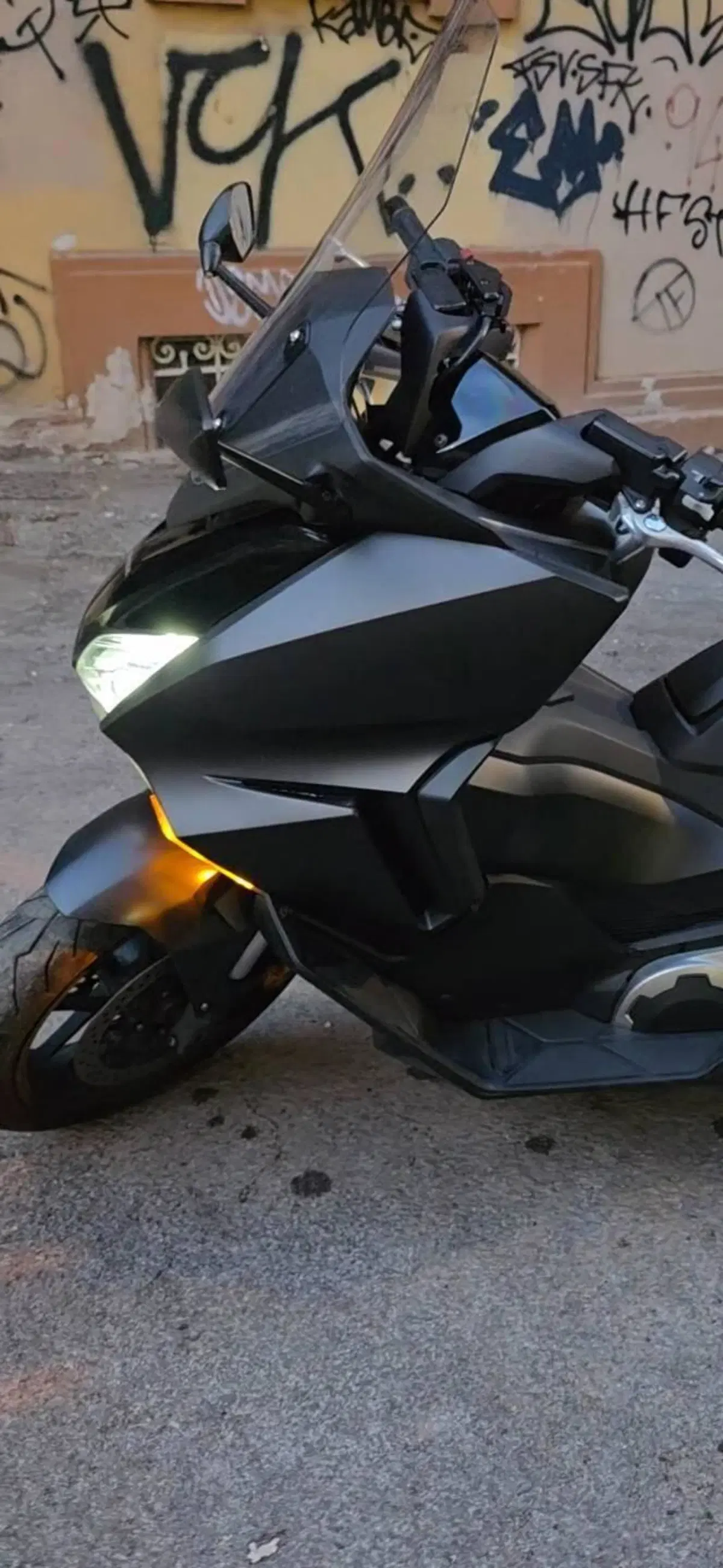 Honda Forza 750 DCT (2021 - 24) (12)