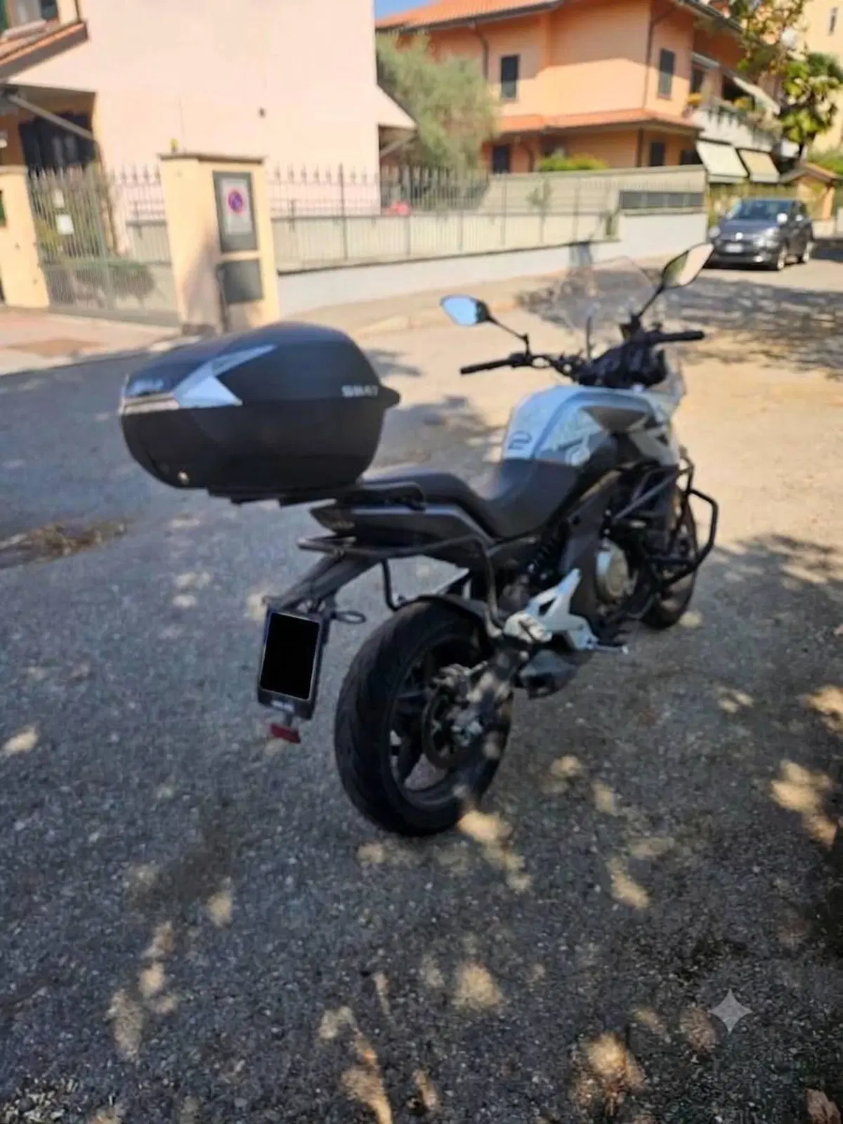 CFMOTO 650MT (2021 - 24) (4)