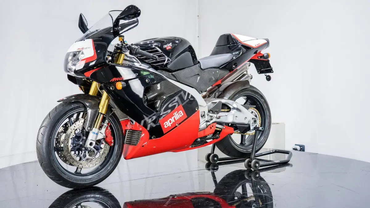 Aprilia RSV MILLE SP (13)