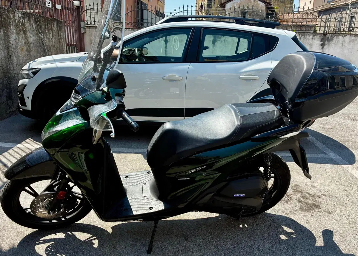 Honda SH 150i Vetro (2024 - 25) (4)