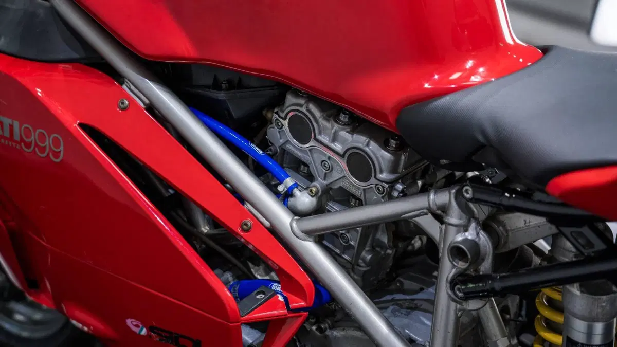Ducati 999 (2002 - 04) (3)