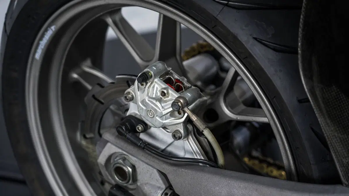 Ducati 999 (2002 - 04) (10)