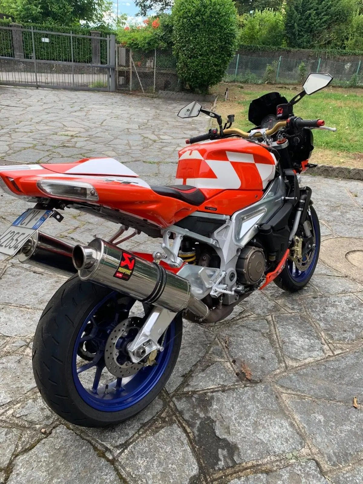 Aprilia Tuono 1000 R (2006 - 10)