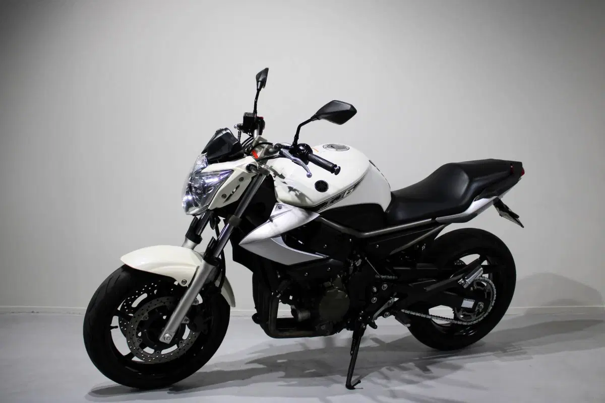 Yamaha XJ6 (2008 - 15) (3)