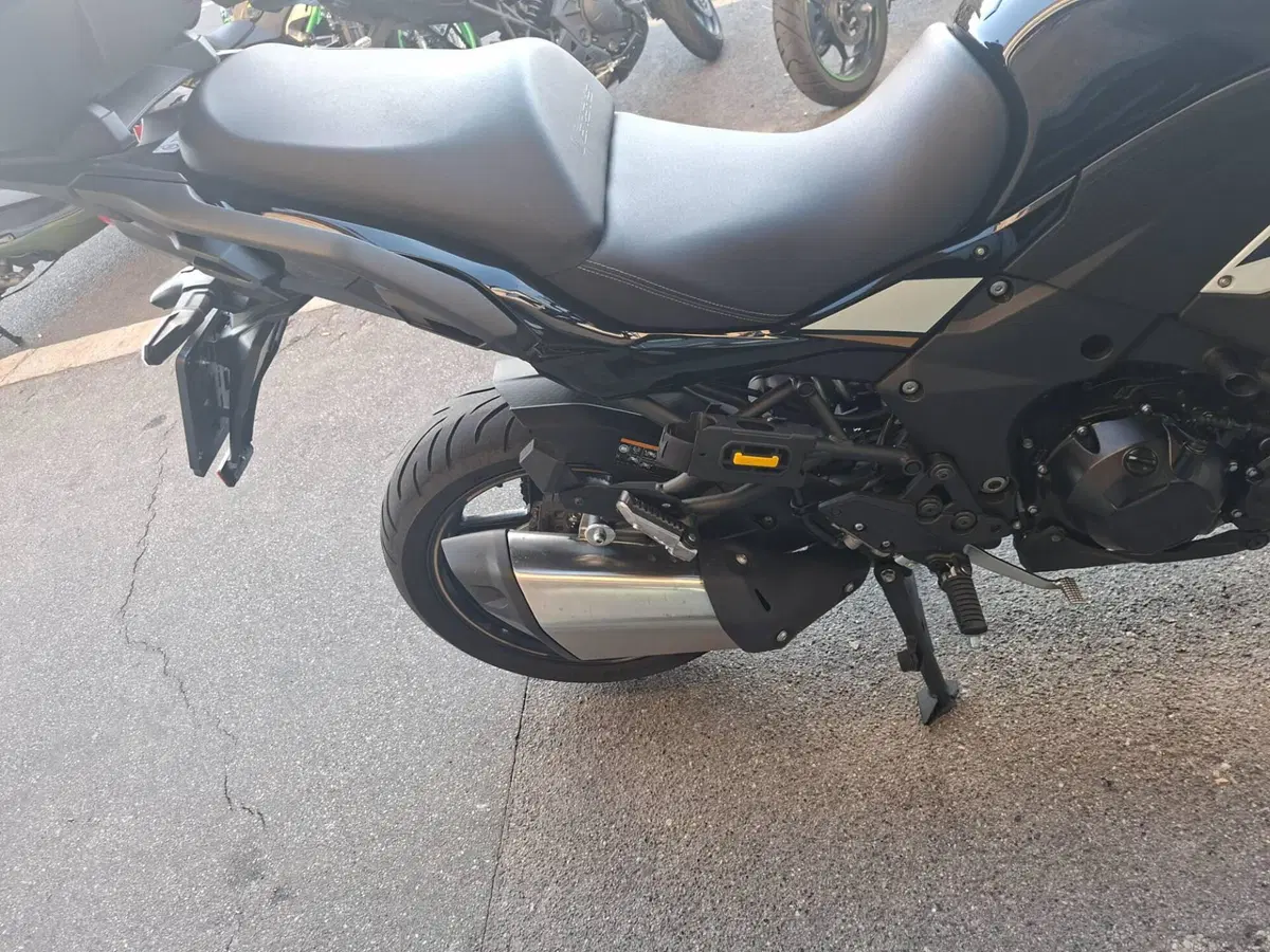 Kawasaki Versys 1100 SE Grand Tourer (2025 - 26) (4)