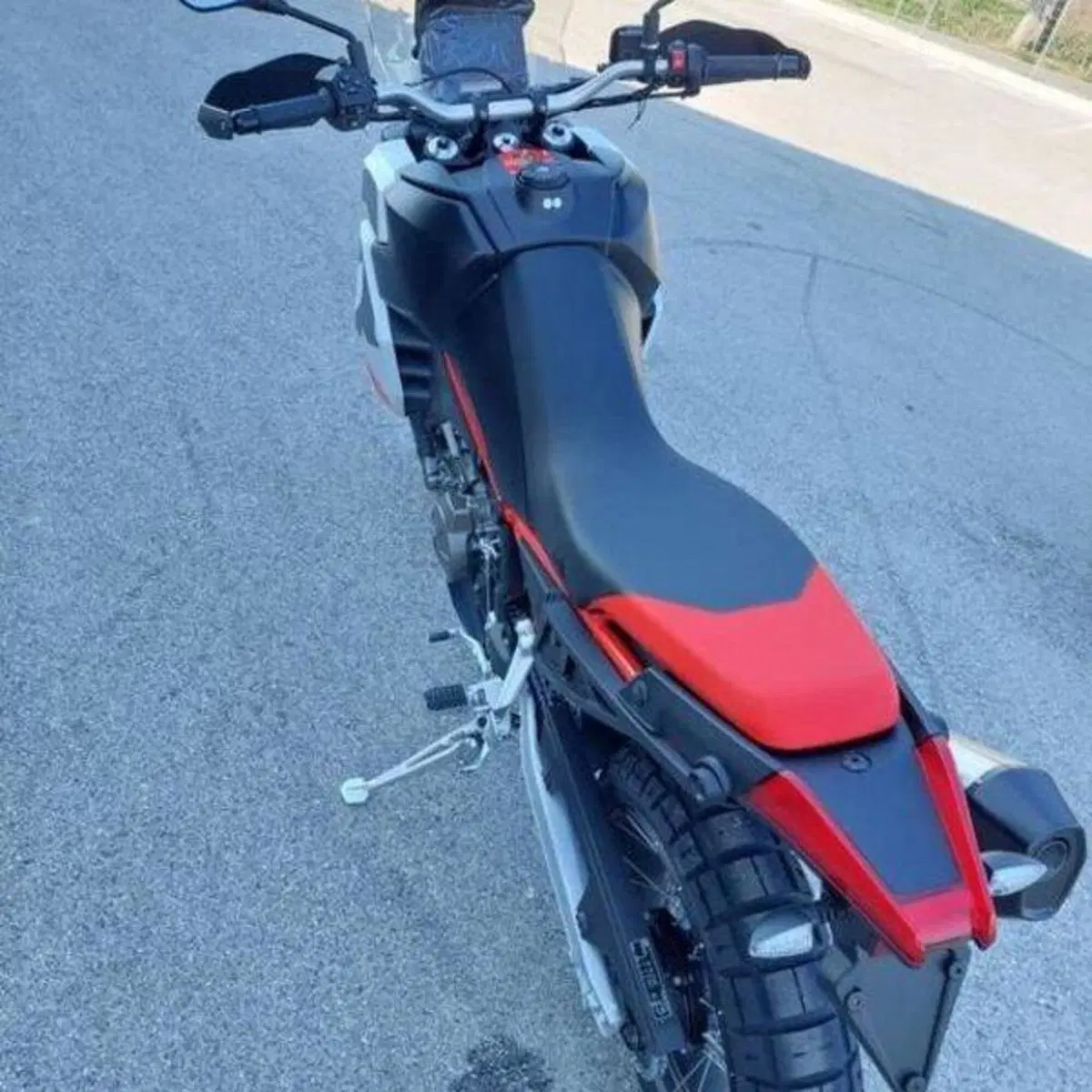 Aprilia Tuareg 660 (2025 - 26) (9)