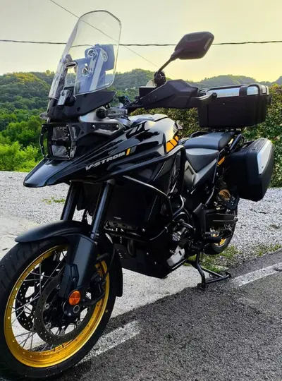 Suzuki V-Strom 1050XT (2020 - 23) usata