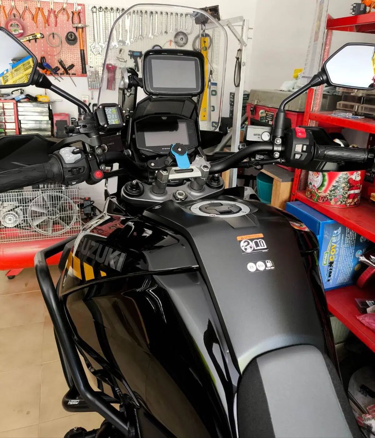 Suzuki V-Strom 1050XT (2020 - 23) (4)