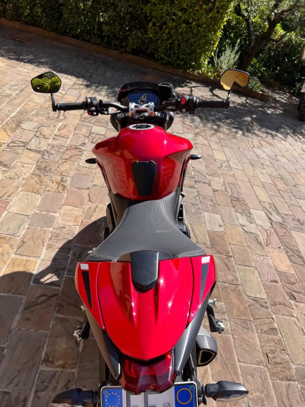 Triumph Street Triple 765 RS (2023 - 26) (4)