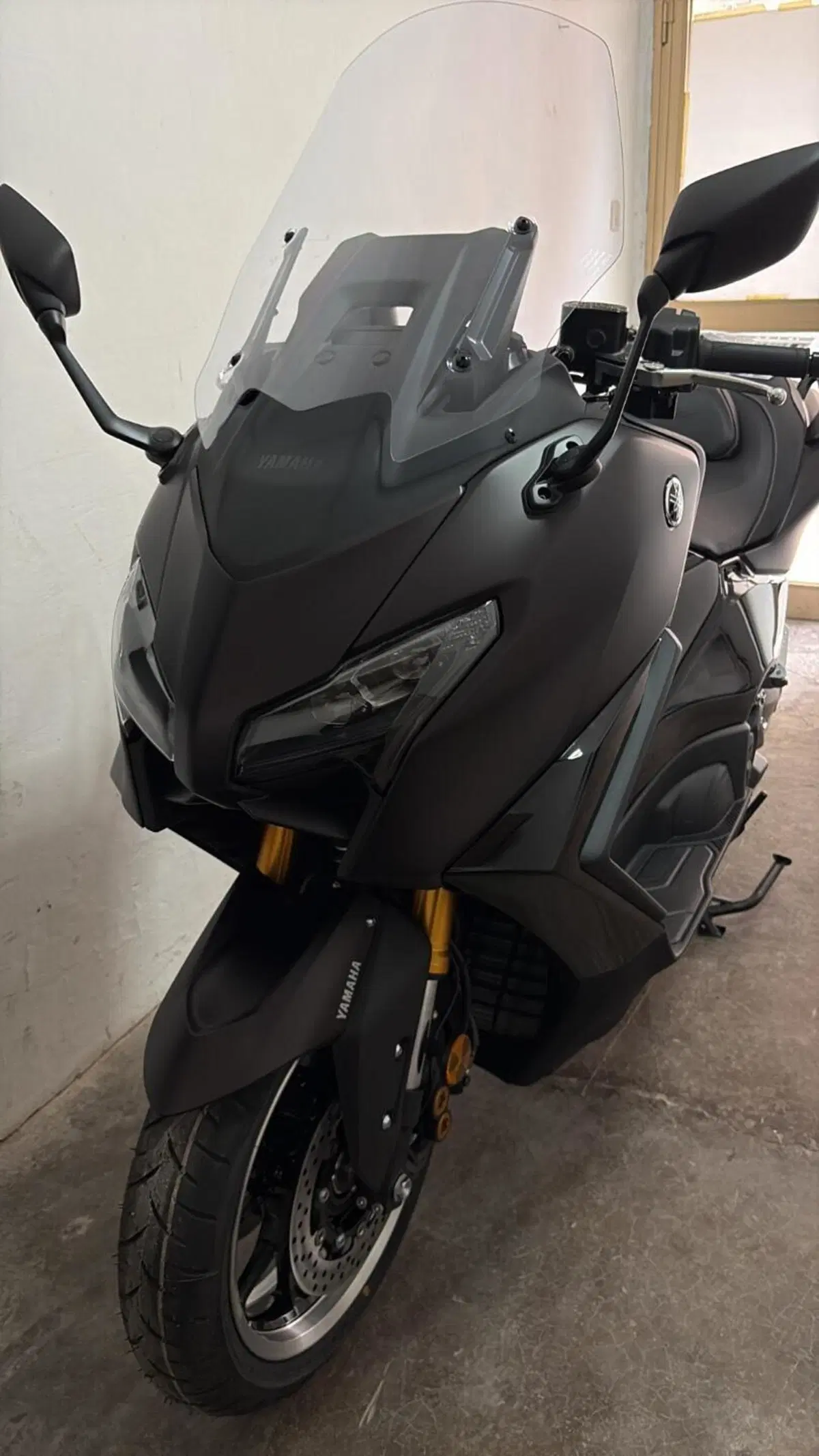 Yamaha T-Max 560 Tech Max (2025 - 26) (6)