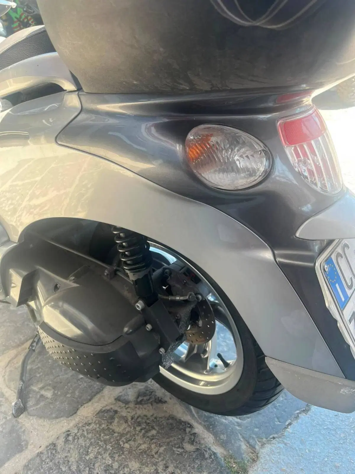 Aprilia Scarabeo 500 (2002 - 06) (8)