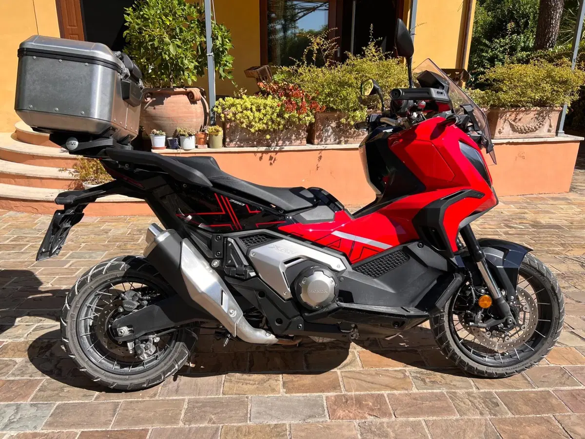 Honda X-ADV 750 DCT (2021 - 24) (2)