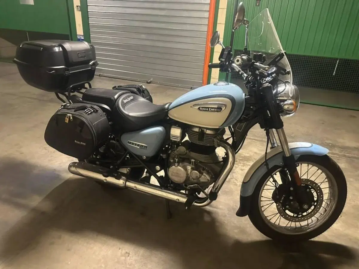 Royal Enfield Meteor 350 (2021 - 26) (2)