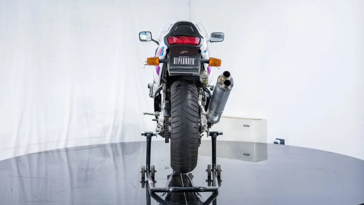 Suzuki GSX R 750 (1992 - 93) (4)