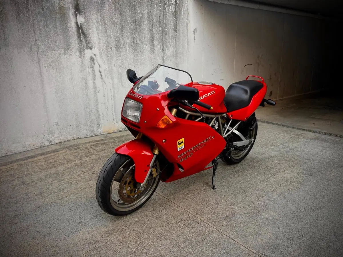 Ducati SS 600 (4)