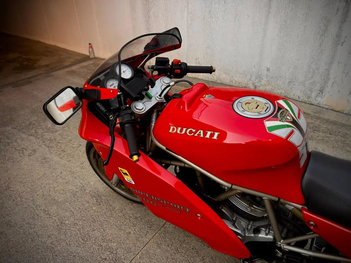 Ducati SS 600 (6)