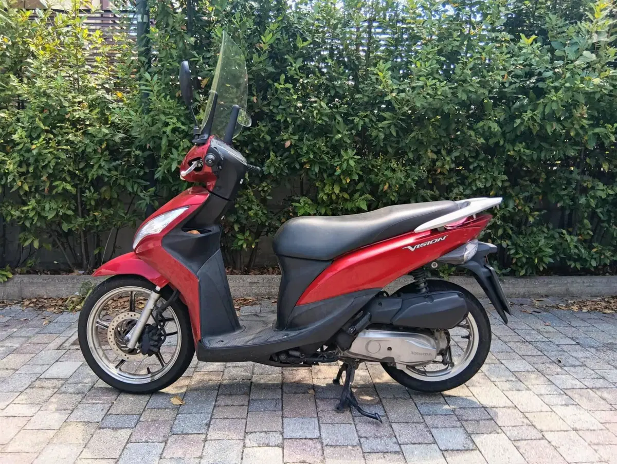 Honda Vision 110 (2011 - 16) (3)