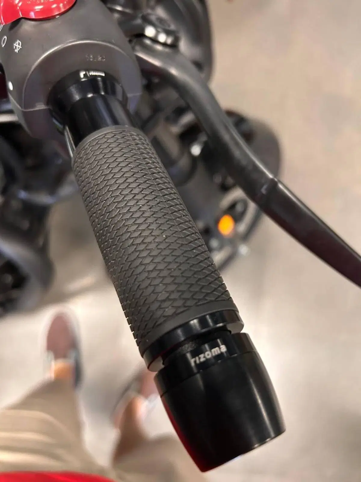 Royal Enfield HNTR 350 (2022 - 26) (9)