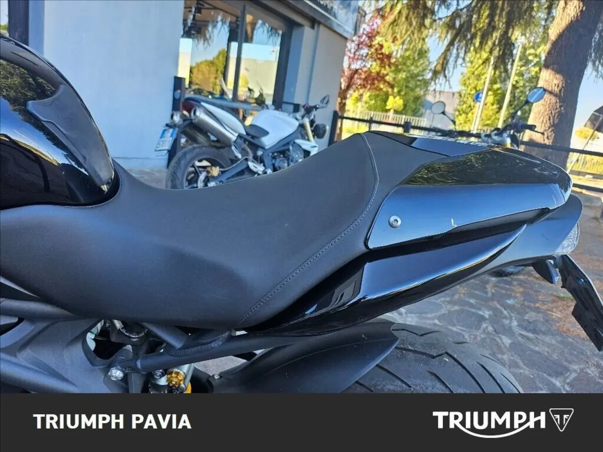 Triumph Speed 94 (2015) (13)