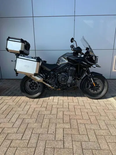 Triumph Tiger 1200 Desert Edition (2020) usata