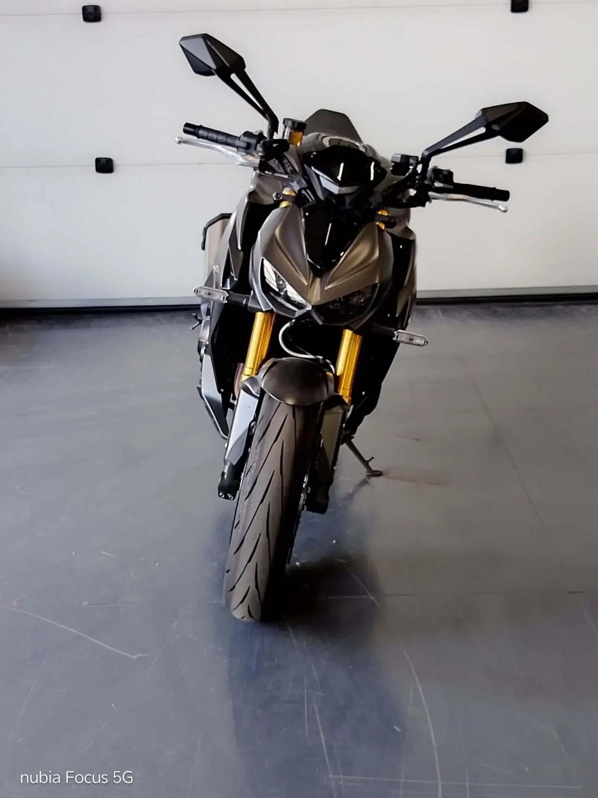 Kawasaki Z 1100 SE (2026) (3)