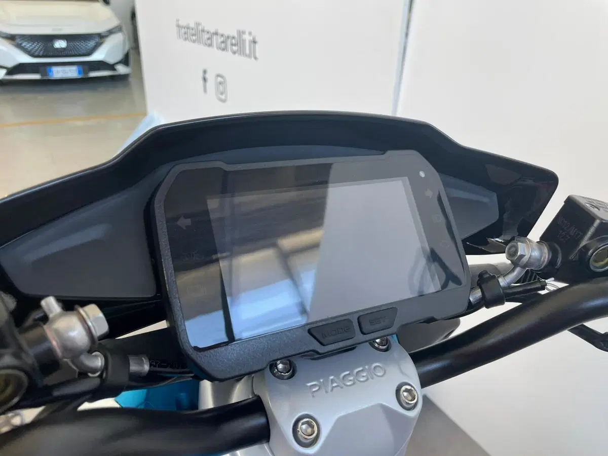 Piaggio 1 (2022 - 26) (9)