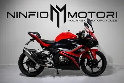 QJ Motor SRK 125 R (2025 - 26) usata