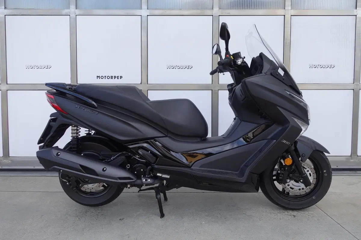 Kymco X-Town 300i (2025 - 26) (2)