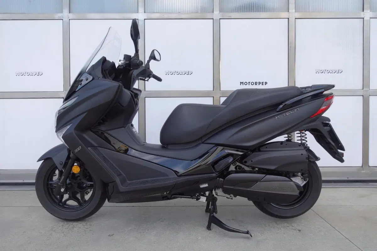 Kymco X-Town 300i (2025 - 26) (3)