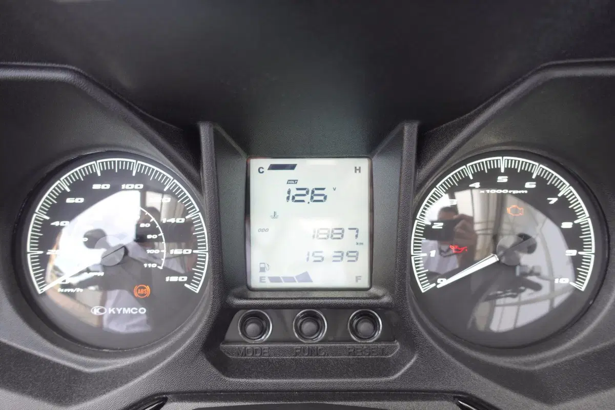 Kymco X-Town 300i (2025 - 26) (4)