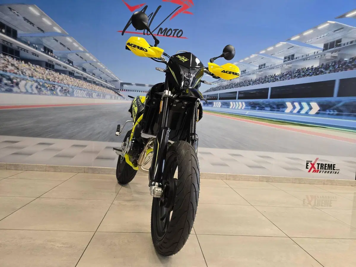 Swm SM 125 R (2025 - 26) (3)