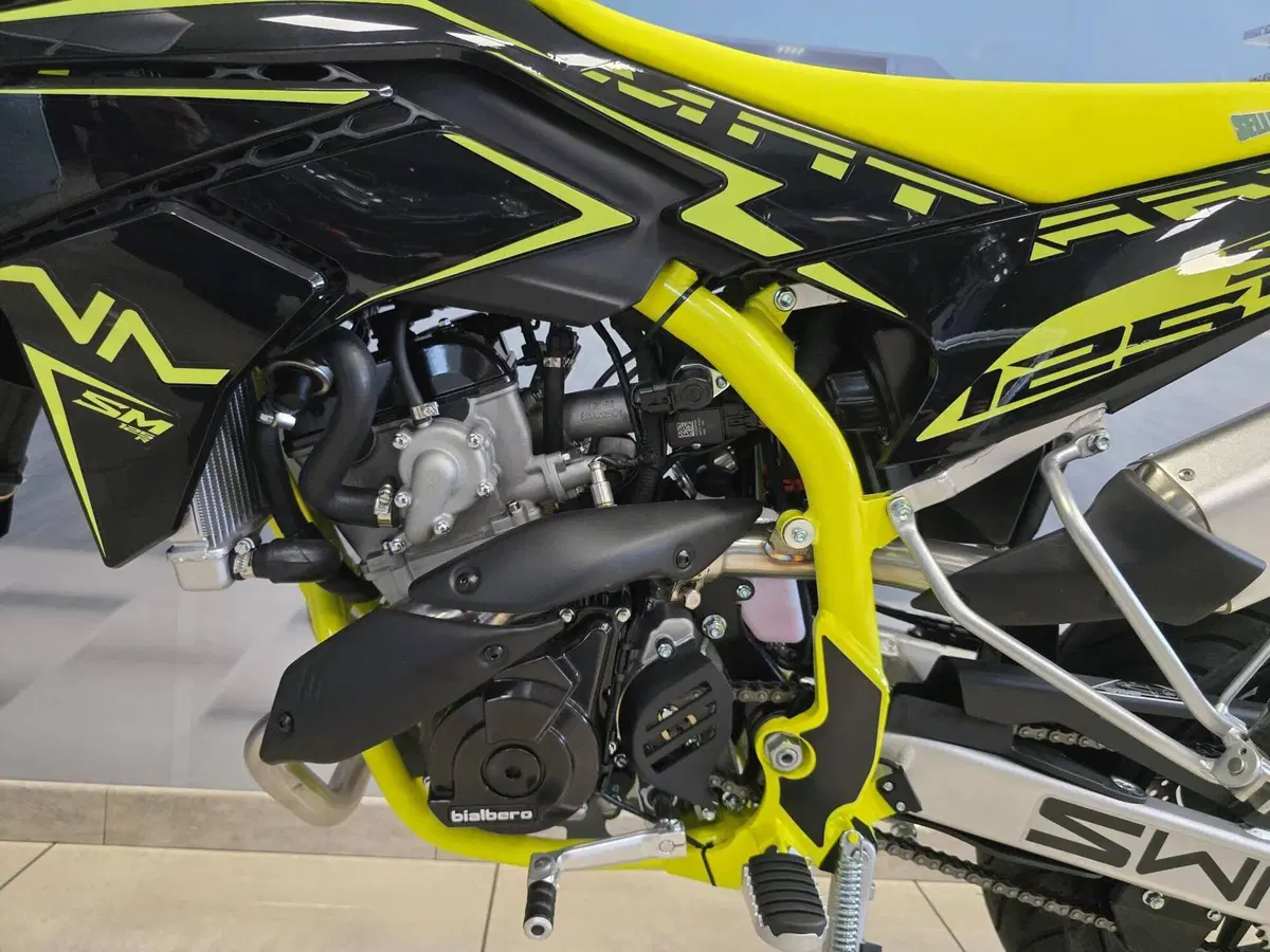 Swm SM 125 R (2025 - 26) (12)