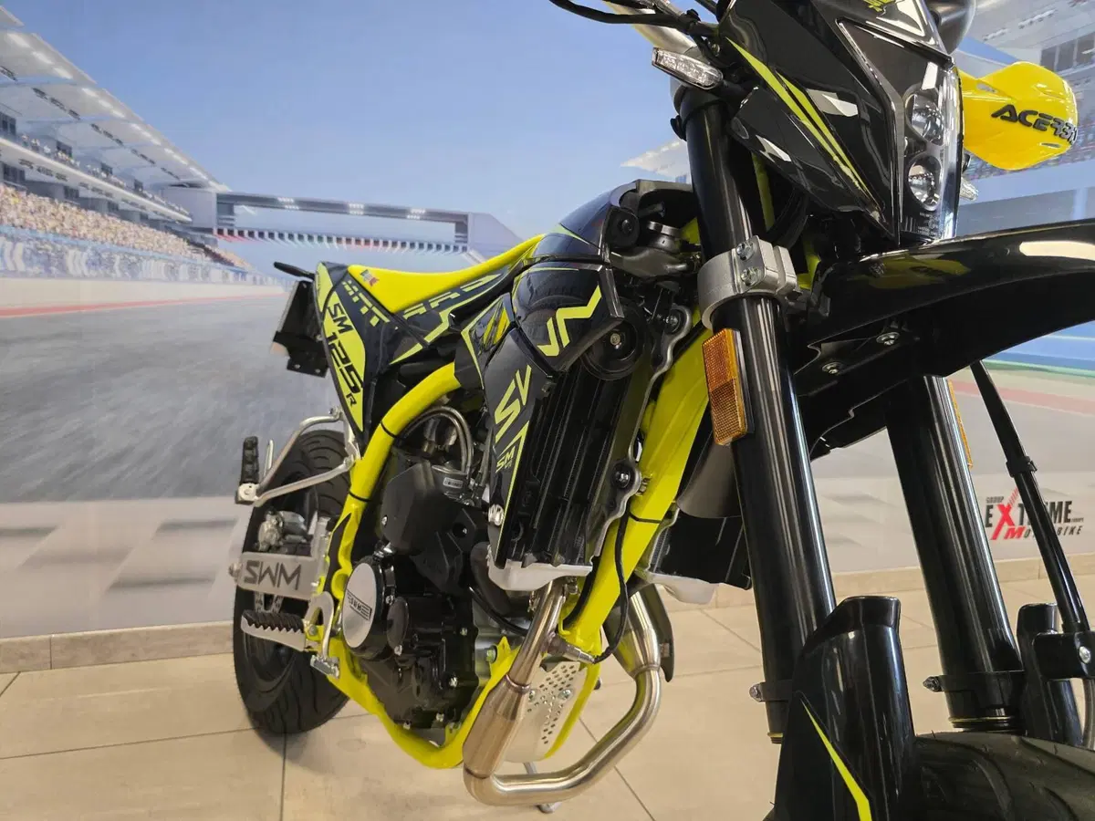 Swm SM 125 R (2025 - 26) (15)