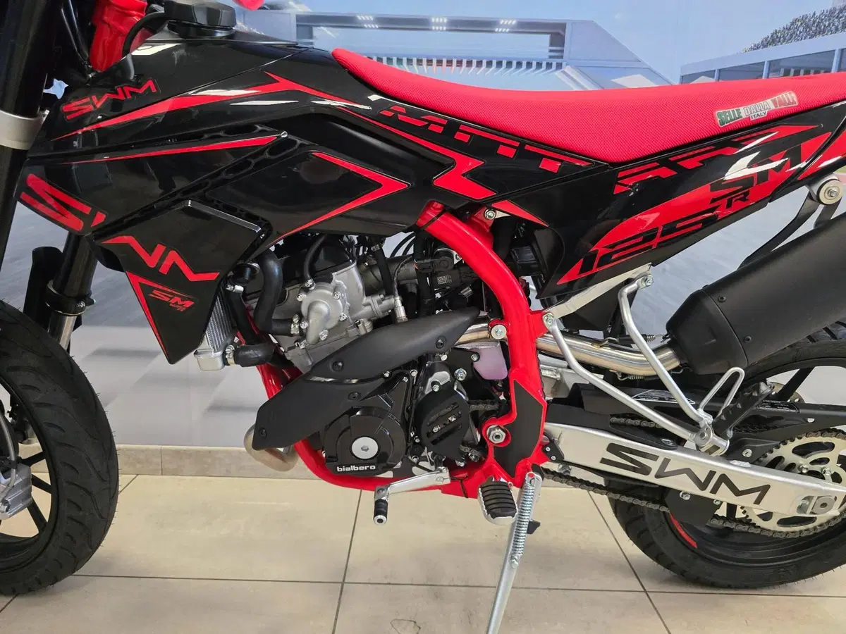 Swm SM 125 R (2025 - 26) (7)