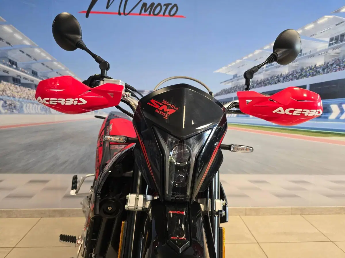 Swm SM 125 R (2025 - 26) (13)